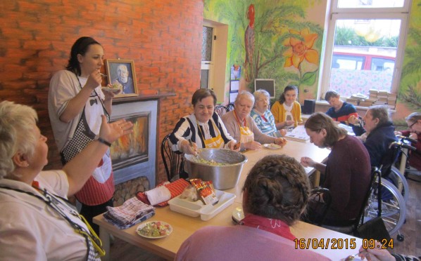 Zajęcia kulinarne  – sałatka grecka