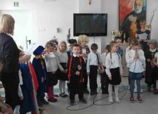 Polska – nasza Ojczyzna – występ dzieci z SP nr 32 (klasa „0” A)