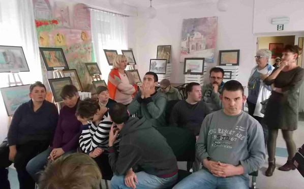 16.10.2015 – goście na wystawie prac plastycznych Anny Król