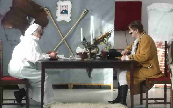 Występ Grupy Teatralnej „Albercik” dla rodzin i przyjaciół naszych mieszkanek