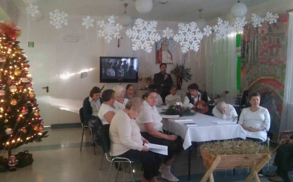 22.12.2015 – Kolędnica w wykonaniu Grupy Teatralnej „Albercik”