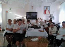 23.12.2015 – Kolędnica w wykonaniu Grupy Teatralnej „Albercik”