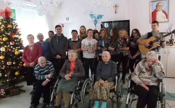 08.01.2016 – Kolędowanie z młodzieżą z Zespołu Szkół Przemysłu Spożywczego