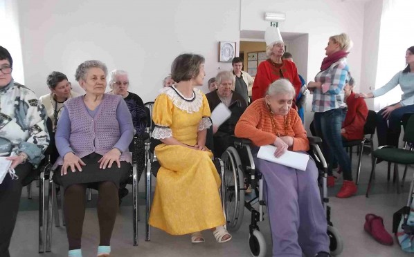 Marzec – próby grupy teatralnej „Albercik”