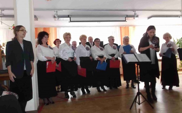 „Spotkanie  z tangiem” w DPS im. Jana Pawła II