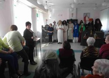 Występ uczestników Środowiskowego Domu Samopomocy przy ul. Miodowej