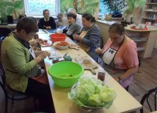 Zajęcia kulinarne – sałatka grecka 05.10.2016