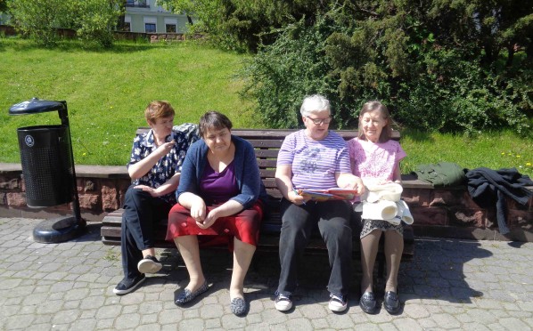 17.05.2017 Próba Grupy Teatralnej „Albercik” na świeżym powietrzu