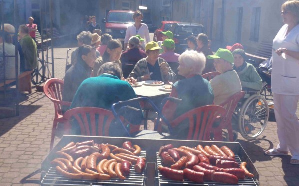 01.06.2016 Grill w DPS im. Św. Brata Alberta