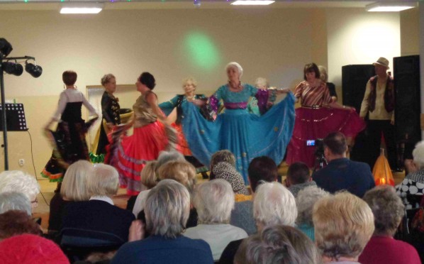 28.11.2018 Występ zespołu wokalno-tanecznego Passionata w Klubie Osiedlowym „Sabat”