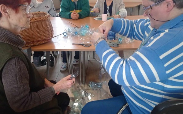 2023-12-15 | Recyklingowy łańcuch świąteczny