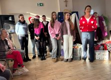 2025-12-16 Upominki od uczniów ze SP nr 19