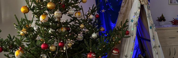 2025-12-17 Ubieranie choinki w Naszym Domu